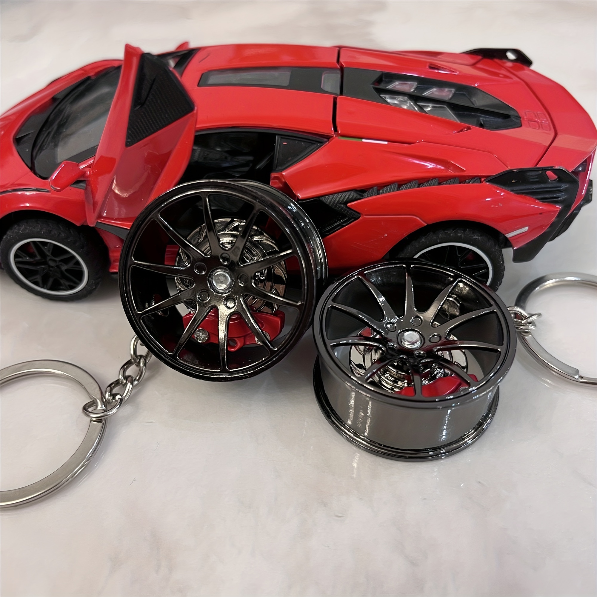 Porte clef voiture,Porte-clés roue de voiture,TE37 disque de frein voiture  roue modifiée porte-clés roue en métal porte-clés : : Auto et Moto
