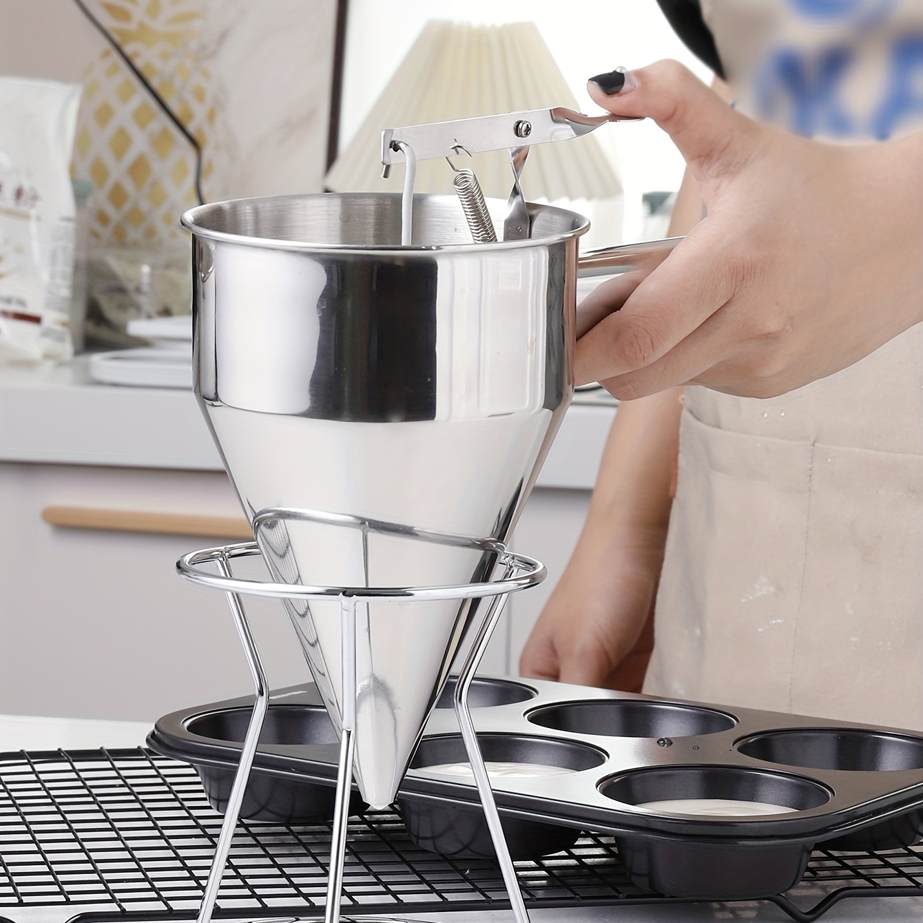 Hand-held Stainless Steel Batter Separator Cupcake Batter Funnel Mixer Batter  Dispenser Dessert Baking Accessories Baking Tools