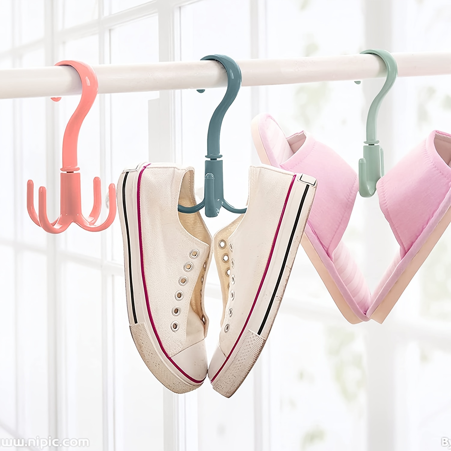 Rotating Tie and Belt Hanger Storage Rack