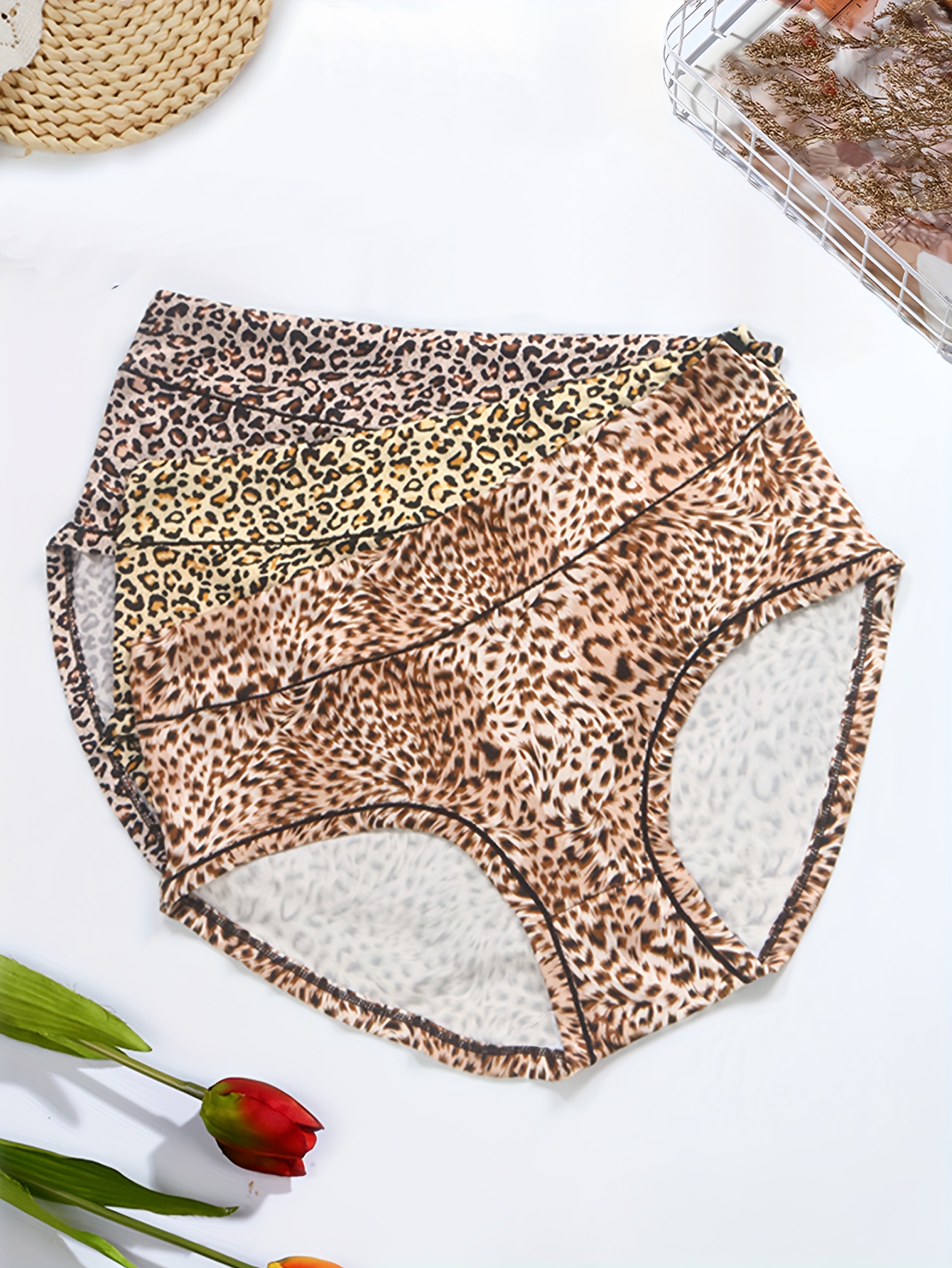 3 Pack Plus Size Cute Underwear Set, Women's Plus Leopard & Strawberry &  Ditsy Floral Print Contrast Lace Trim Thongs Three Piece Set