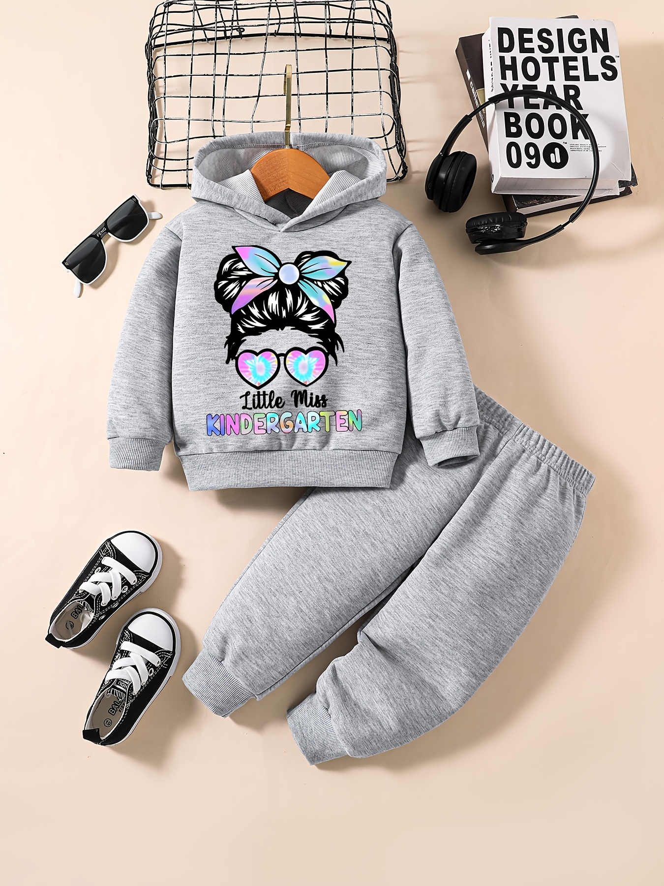 Baby Girl Cute Outfits - Long Sleeve Cartoon Bull Head Print Sweatshirt & Floral  Printed Flare Pants Set - Temu