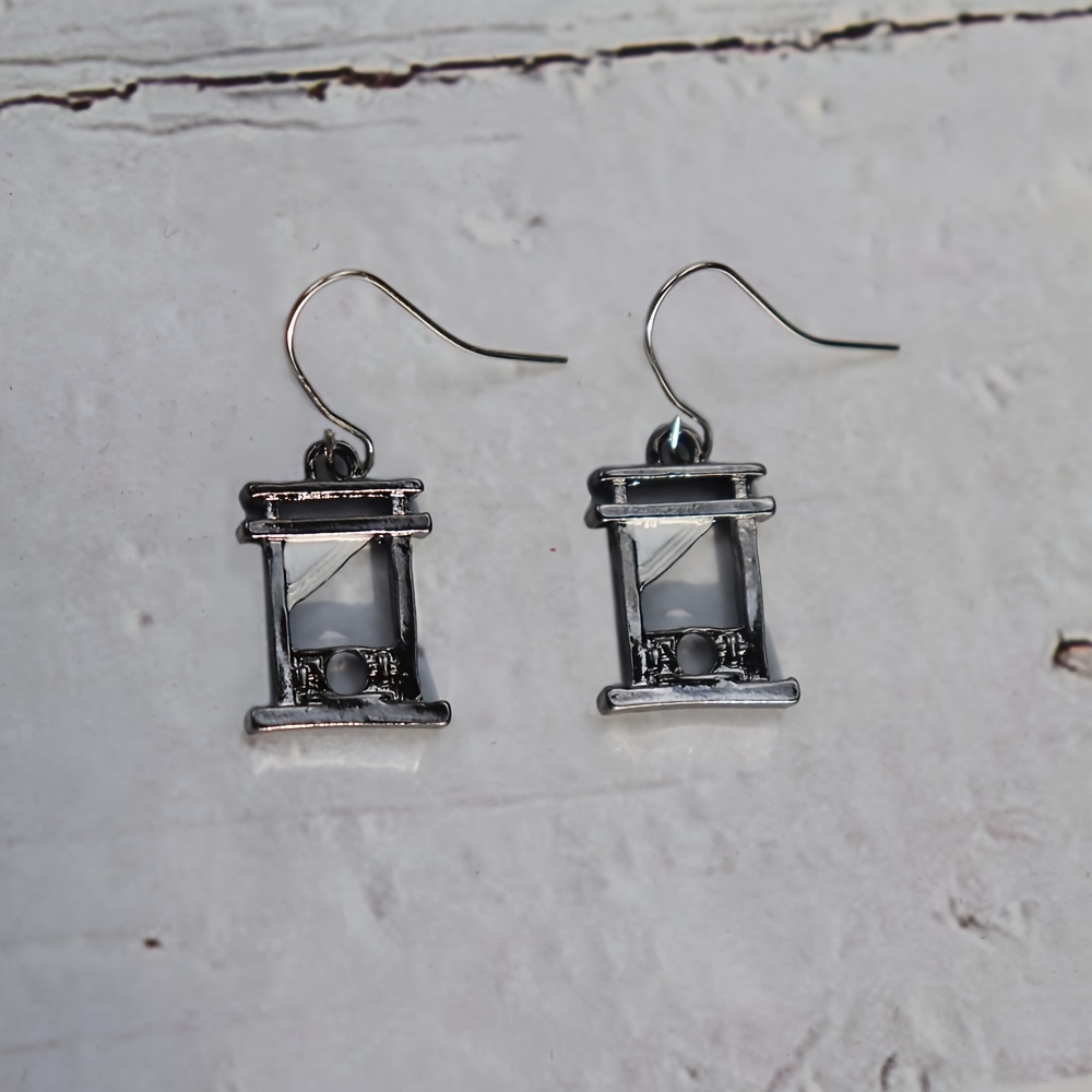 E-shop Ein Paar Retro Kreative Gothic Stil Anhänger Ohrringe, Persönlichkeit Einfache Ohrring Schmuck
