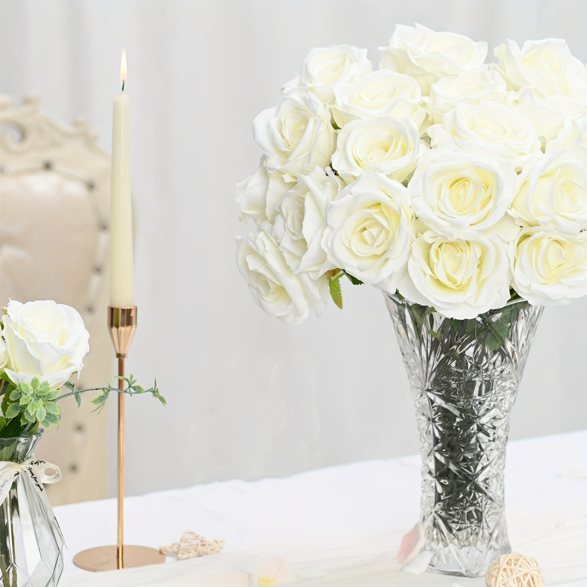 flower bouquets Gold and silver Wedding holders for bride