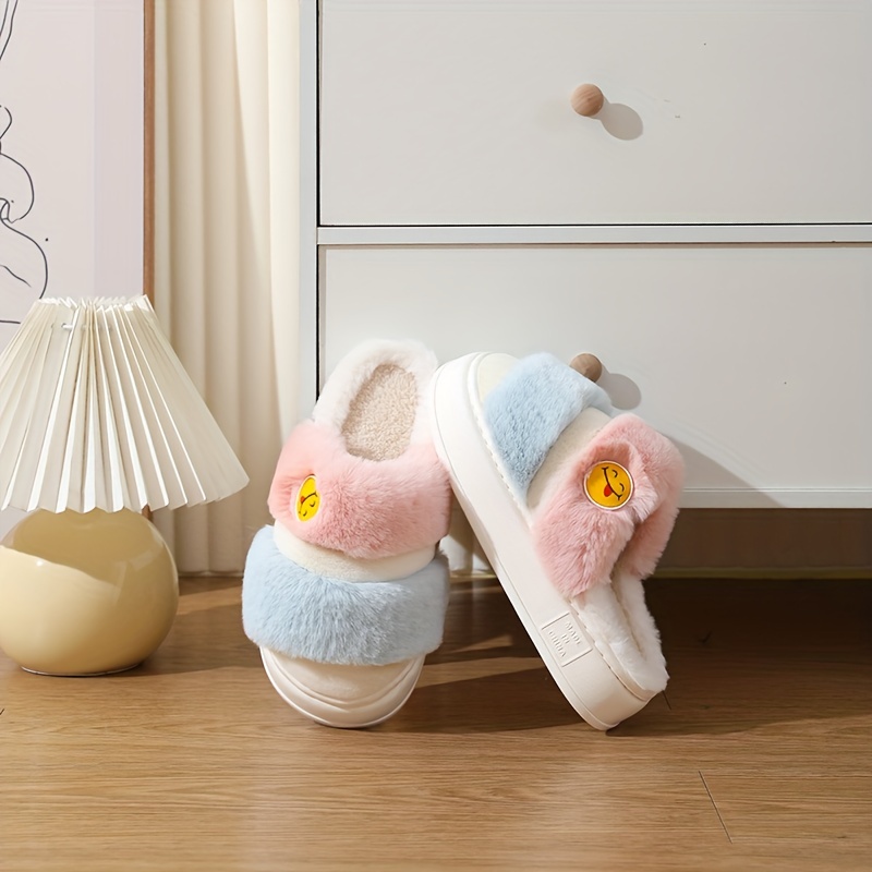 Little girls fuzzy discount slippers