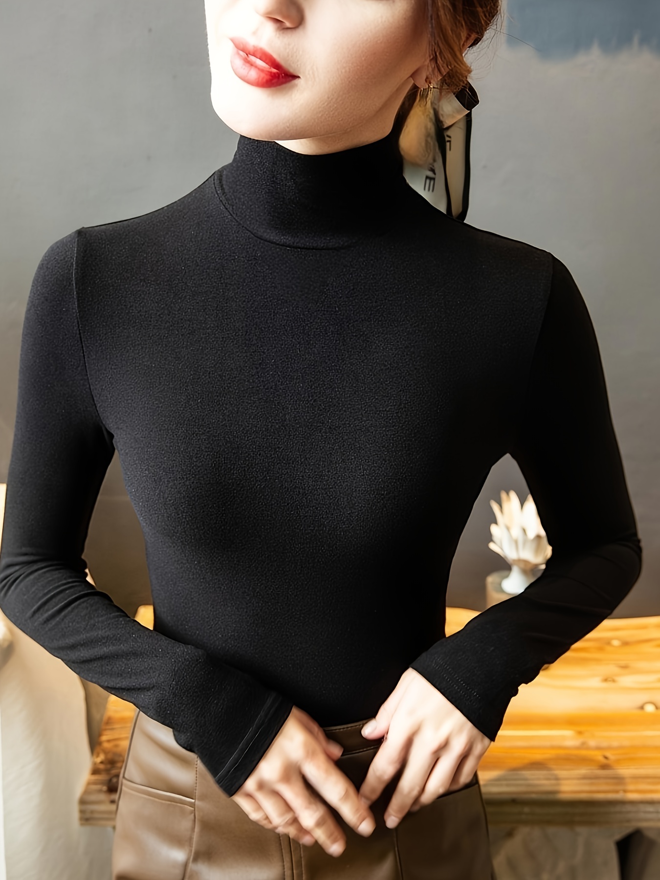 Women's Floral Turtleneck Shirts Elegant Long Sleeve Solid Pullover Winter  Basic Slim Fit Soft Thermal Underwear Tops, Beige, Small : :  Clothing, Shoes & Accessories