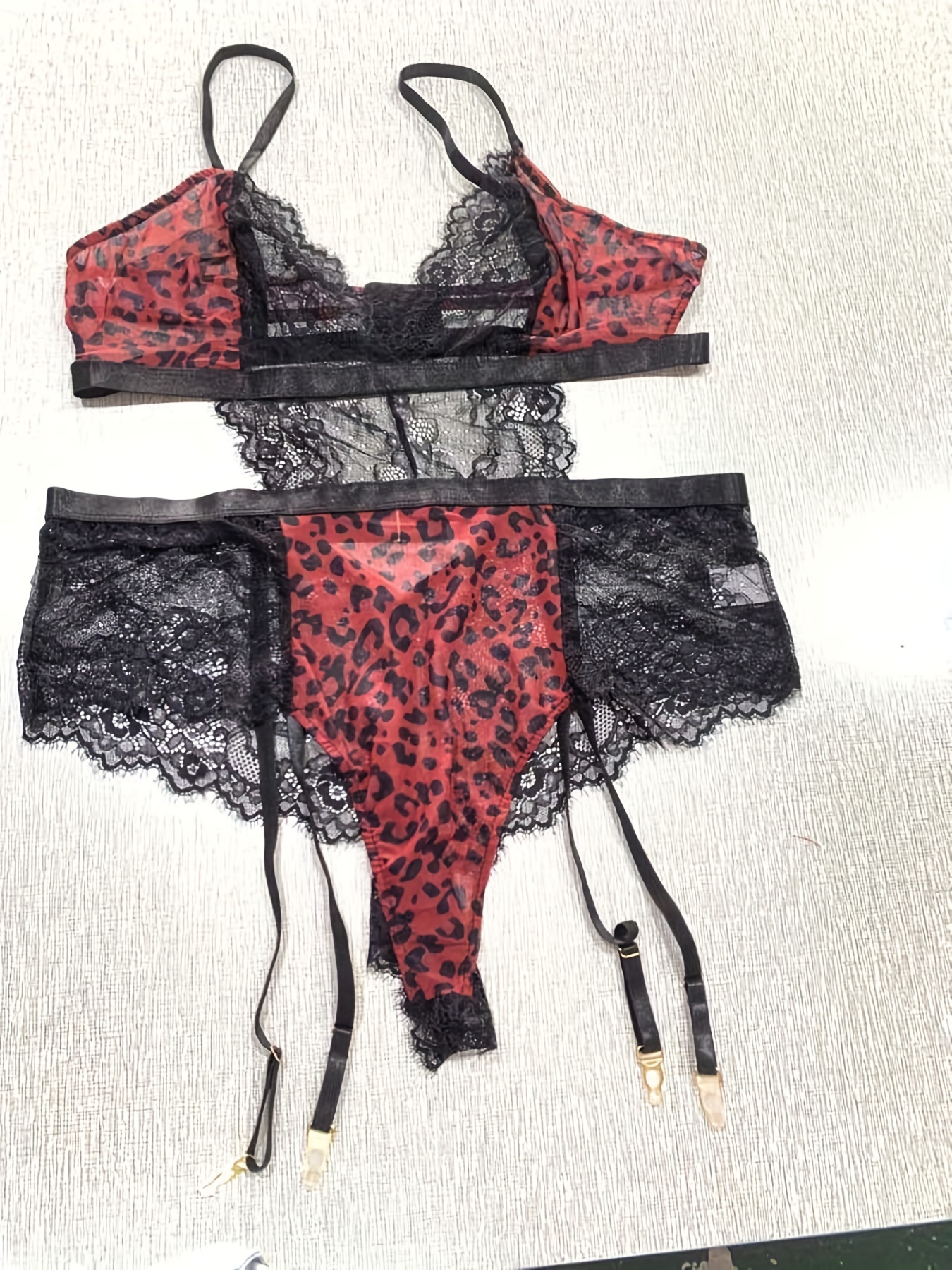 Plus Size Red Lace Bodysuit Teddy Lingerie With Garters - Leopard