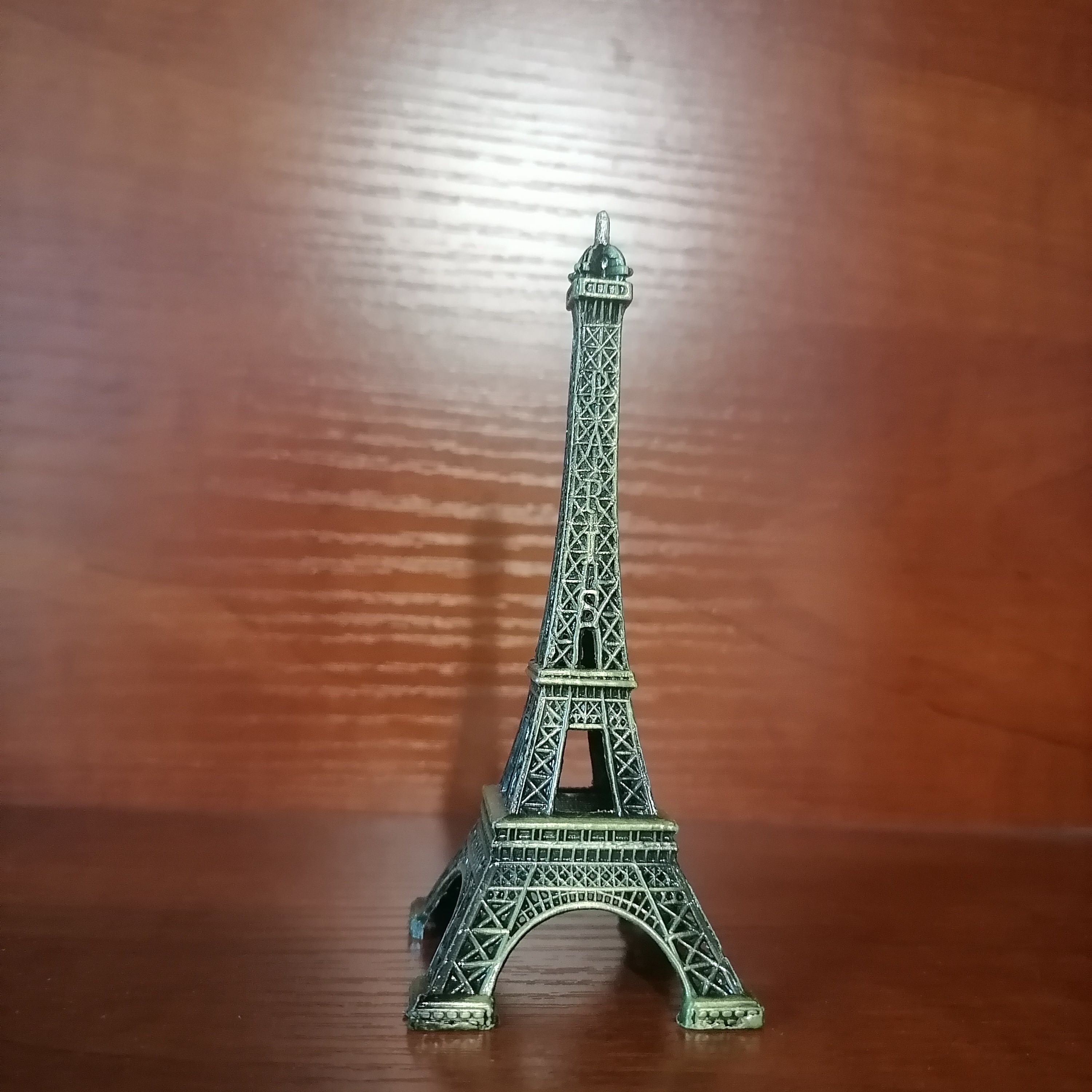 1pc 3.94inch Paris Eiffel Tower Model, Coppery Quality Metal Crafts, Home  Decoration Creative Ornament, Home Decor