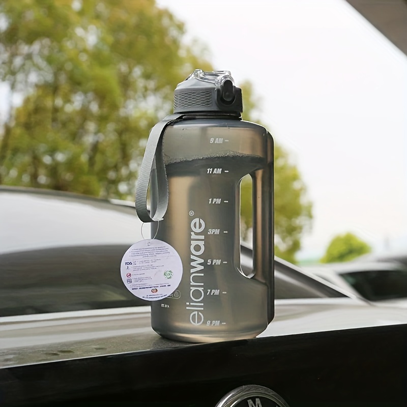 Botellas de agua de plástico al aire libre de 600ML con pajita botellas  deportivas respetuosa - todoecofriendly