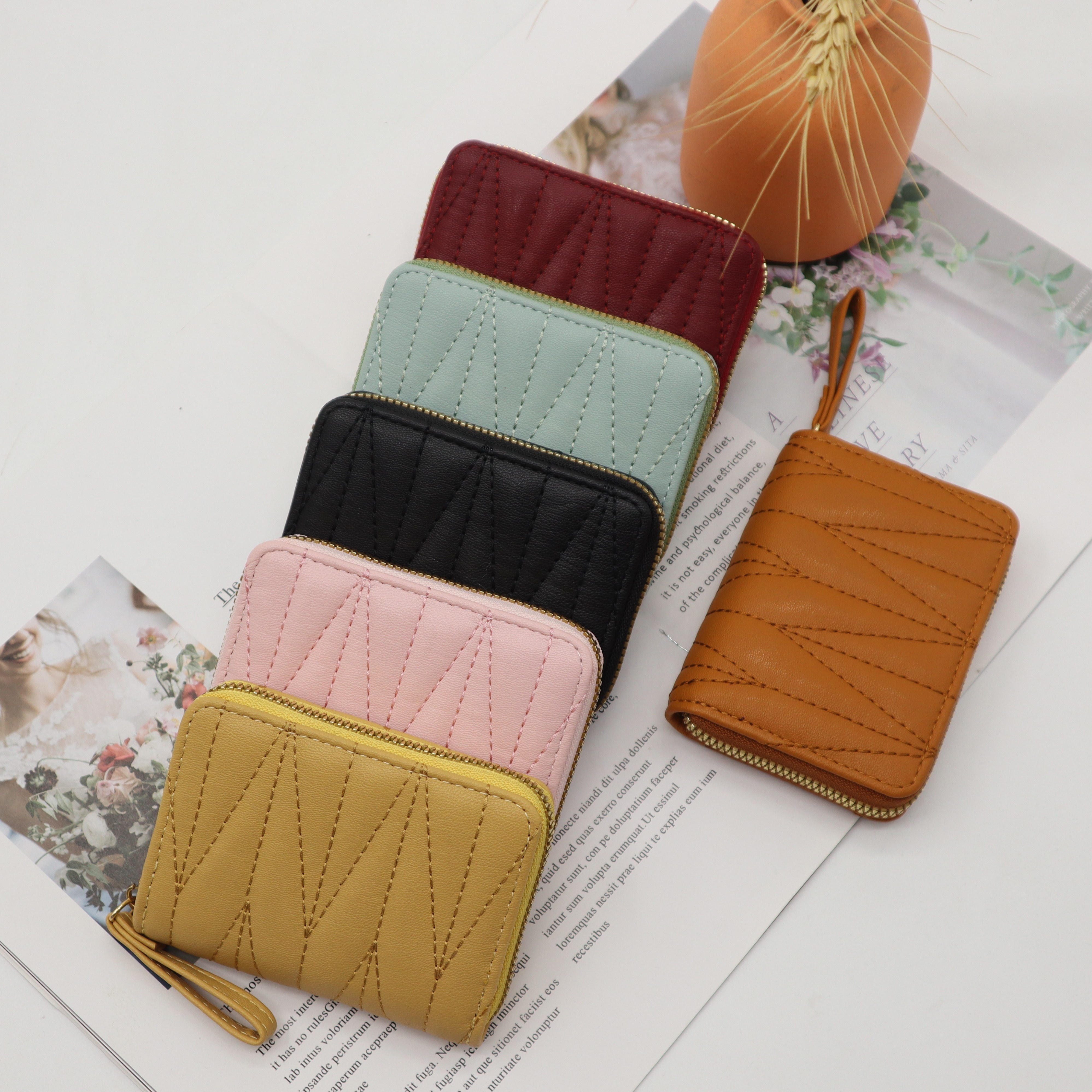 Pu Leather Purse For Women Vintage Multi Card Wallet Simple And Fashionable  Handbag With Zipper - Bags & Luggage - Temu United Arab Emirates