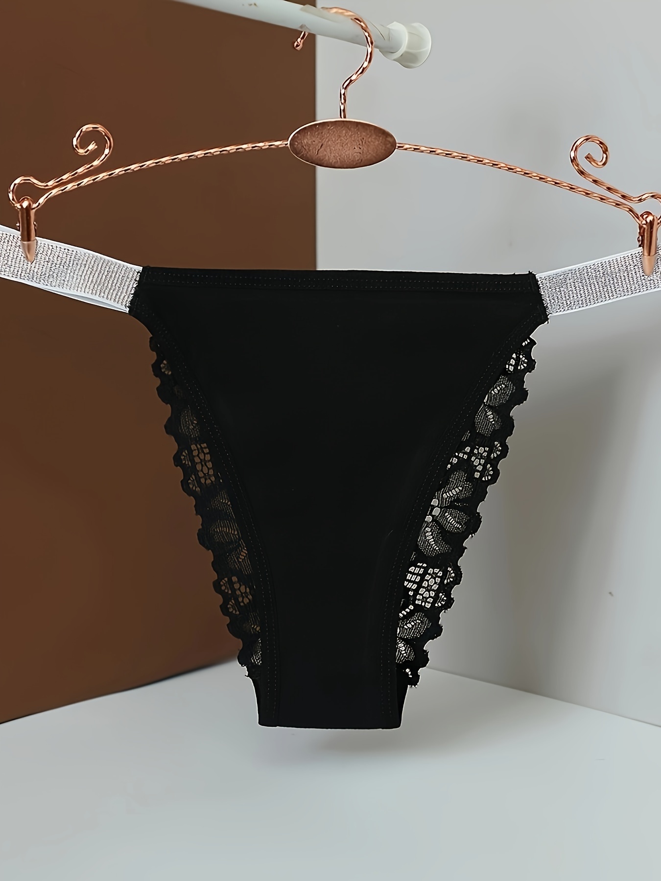 Black Seamless Lace Sexy Thongs Women Breathable Lingeries Low-Waist Panties  - China Panties and Low Waist Panties price