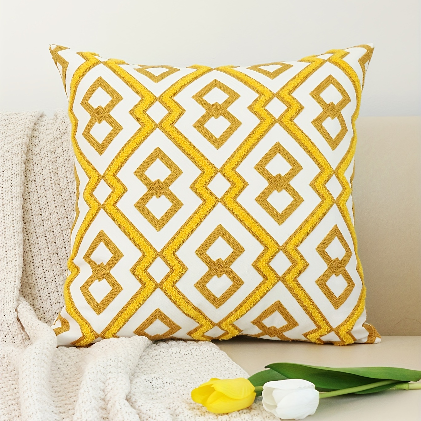 1pc Geometric Print Cushion Cover Without Filler, Modern Woven