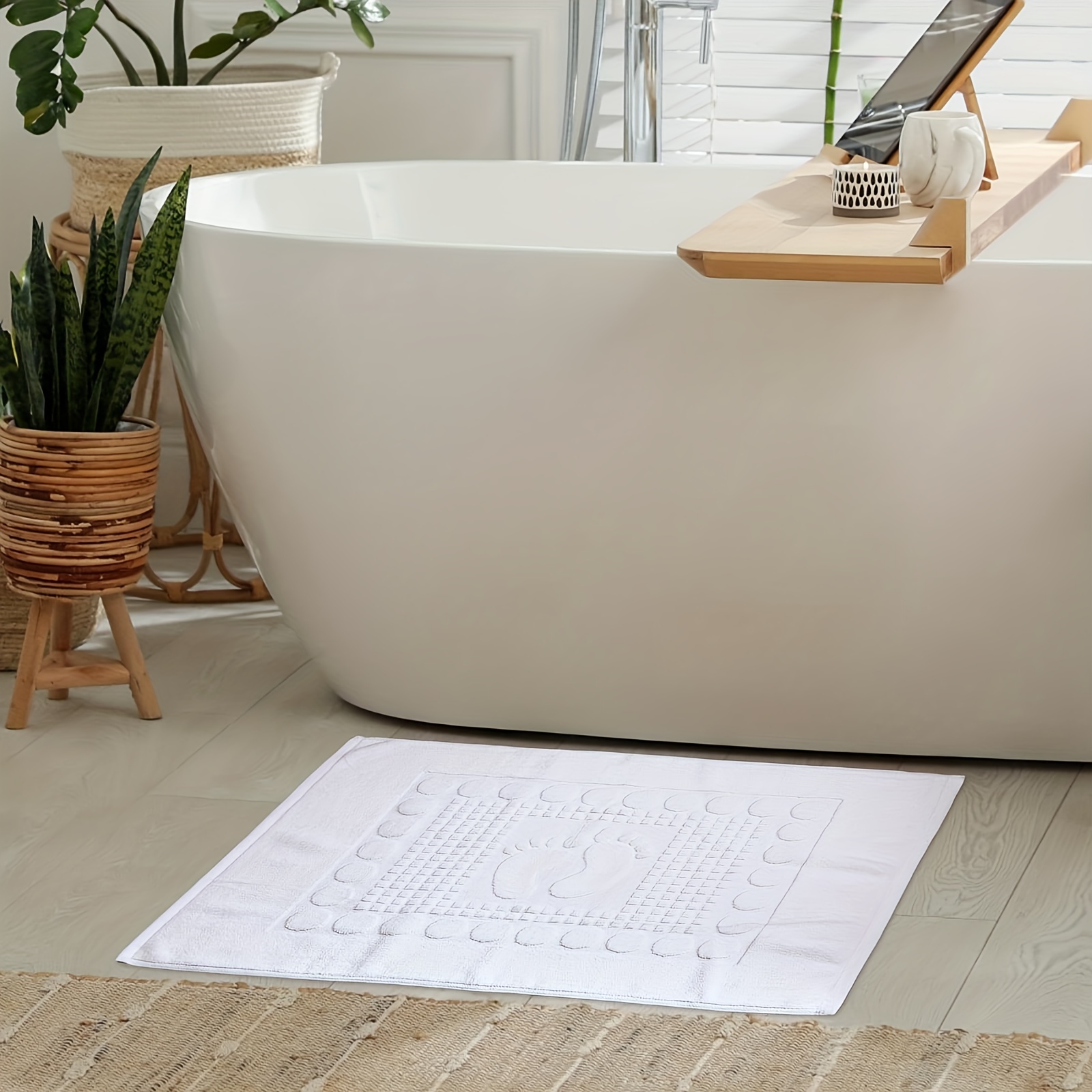 Bath Mats For Bathroom, Soft Absorbent Bath Rug, Simple White