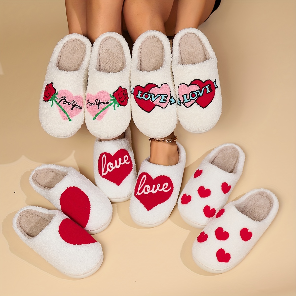 

Cute Cartoon Heart & Letter Slippers, Soft Sole Platform Closed Toe Home Warm Shoes, Valentine's Day Non-slip Shoes