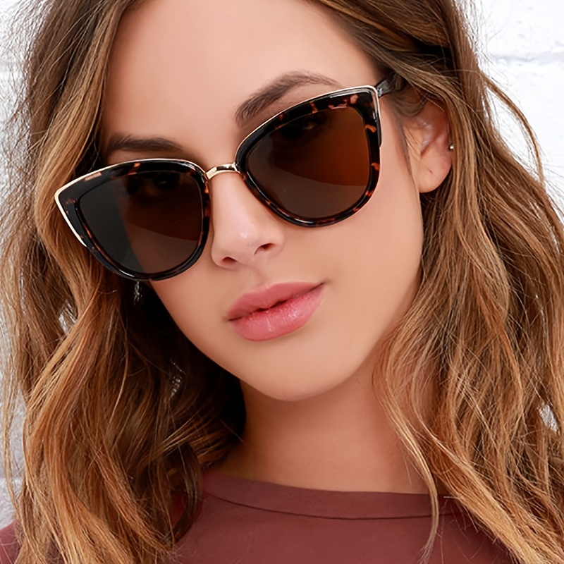 Classic Leopard Cat Eye Sunglasses for Women, Gradient Vintage Eyewear