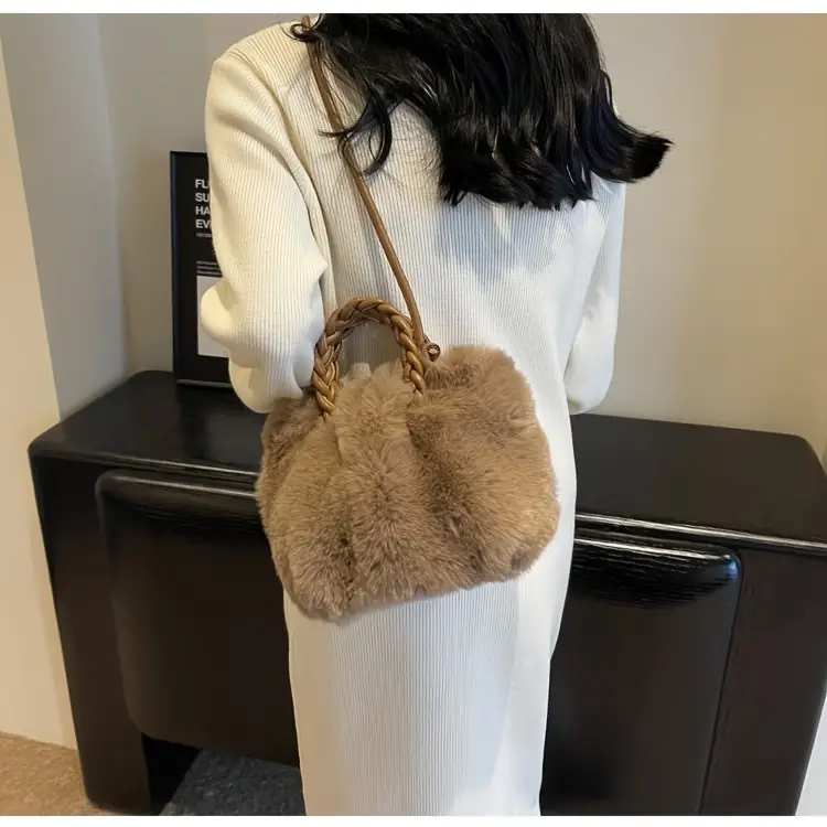 1pc girls fashionable solid color plush crossbody bag handbag versatile princess bag details 4
