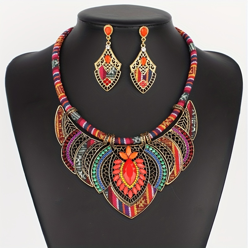 

Bohemian Necklace Earring Sets For Women Chunky Enamel Multicolor Round Pendants Vintage Rhinestone Ethnic Necklace (handmade Random Pattern Color)