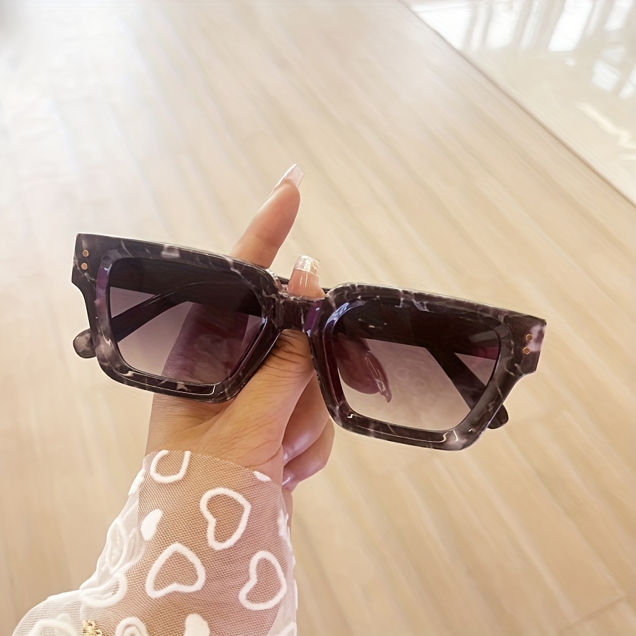 Tortoiseshell Square Fashion Sunglasses For Women Men Retro 90s Uv400 Sun Shades  Glasses For Summer Beach Travel - Temu
