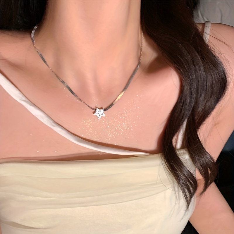 Buy LOUIS VUITTON Necklaces online - Women - 2 products