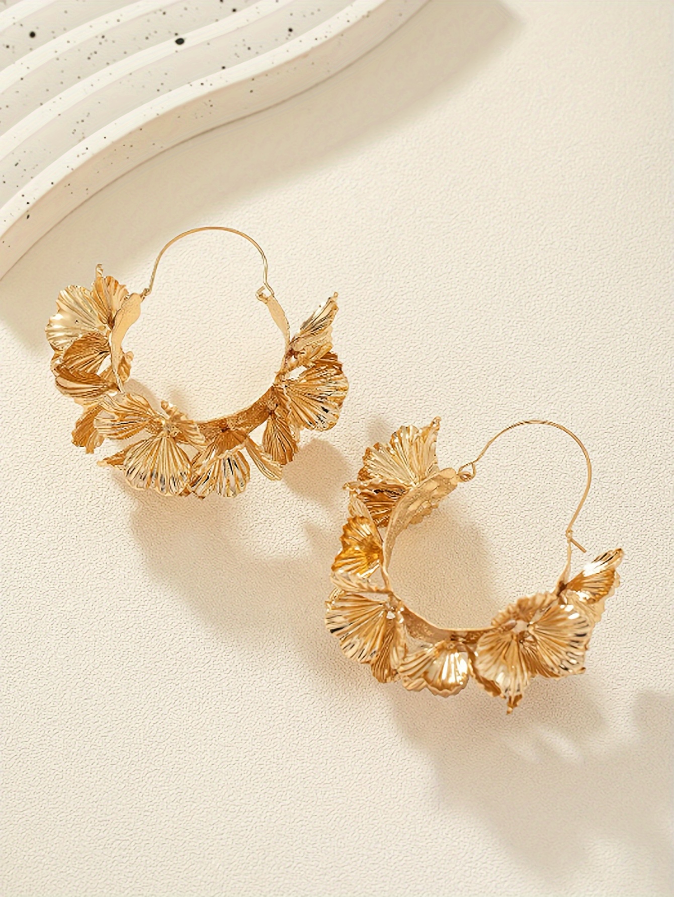 a pair of elegant exaggerated and gorgeous flower ring earrings for womens festivals birthdays dates balls banquets weddings parties vacations and shopping accessories details 4