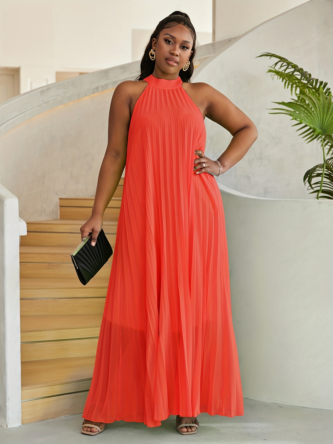 Plus Size Elegant Dress, Women's Plus Solid Halter Neck Slight Stretch  Pleated Pron Maxi Dress