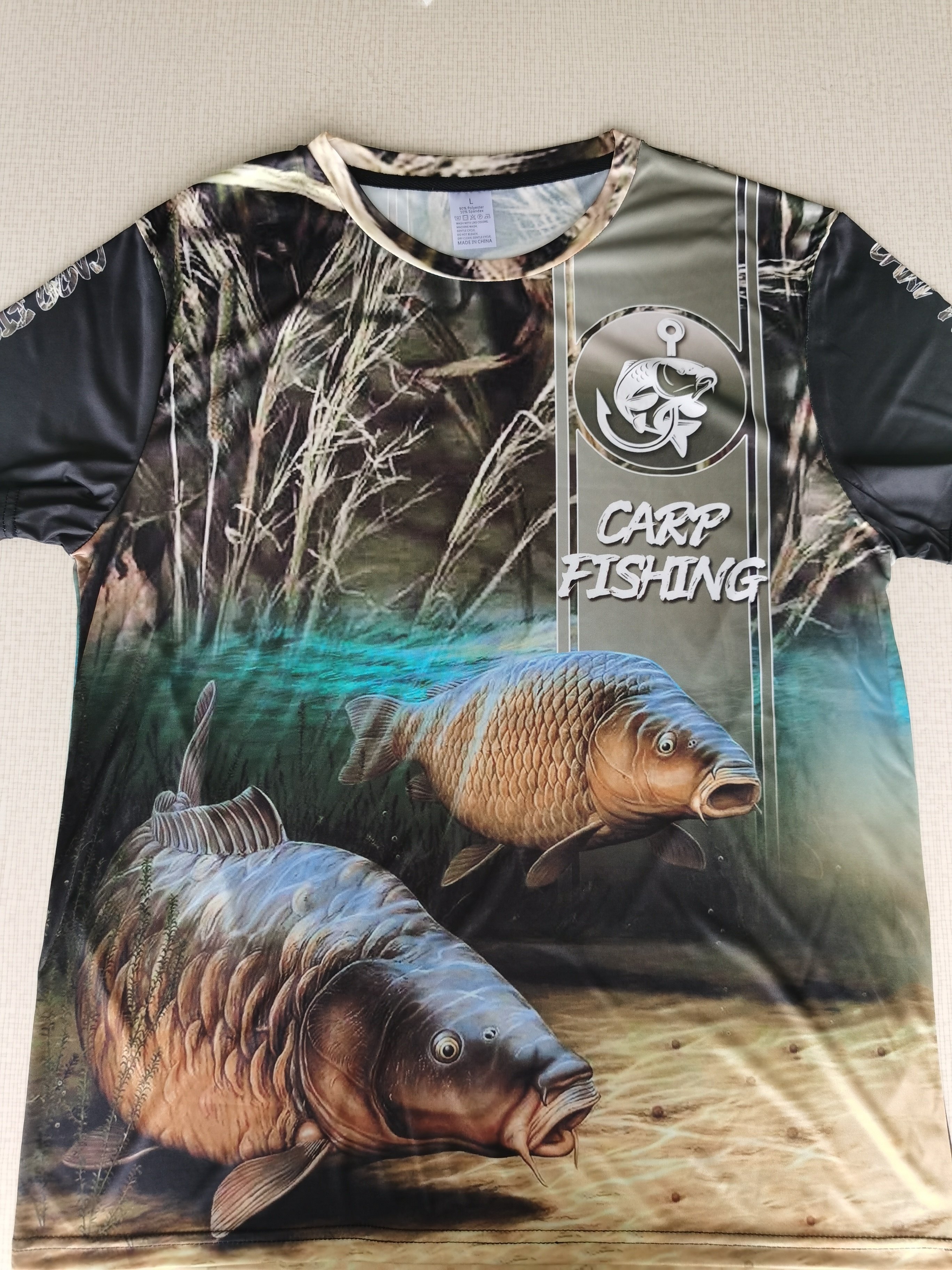 LARGE CARP Fishing T shirt with camouflage fish logo gift for fisherman XXL  100% cotton Men t shirt Women's tee
