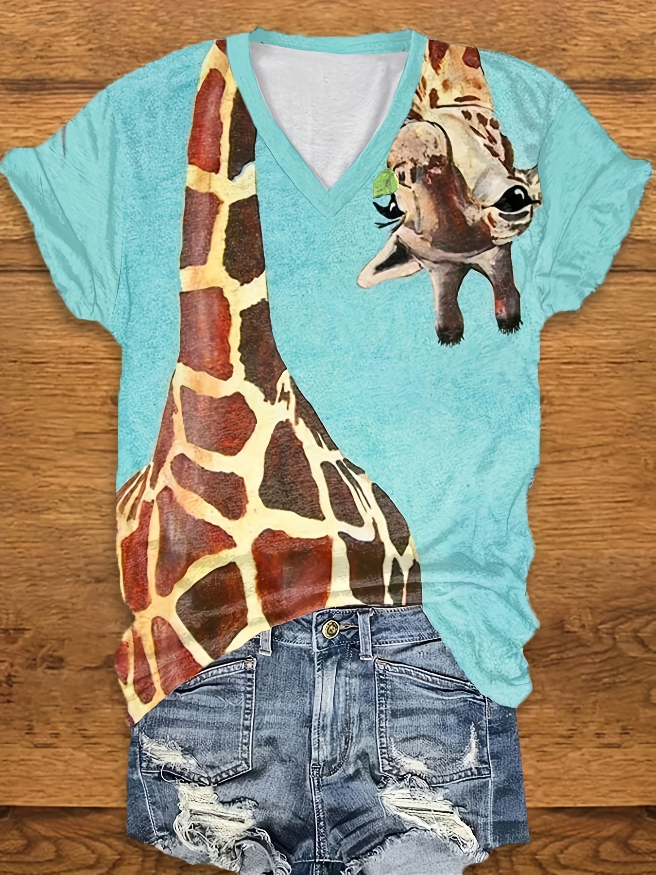 Giraffe Shirt' Women's V-Neck T-Shirt