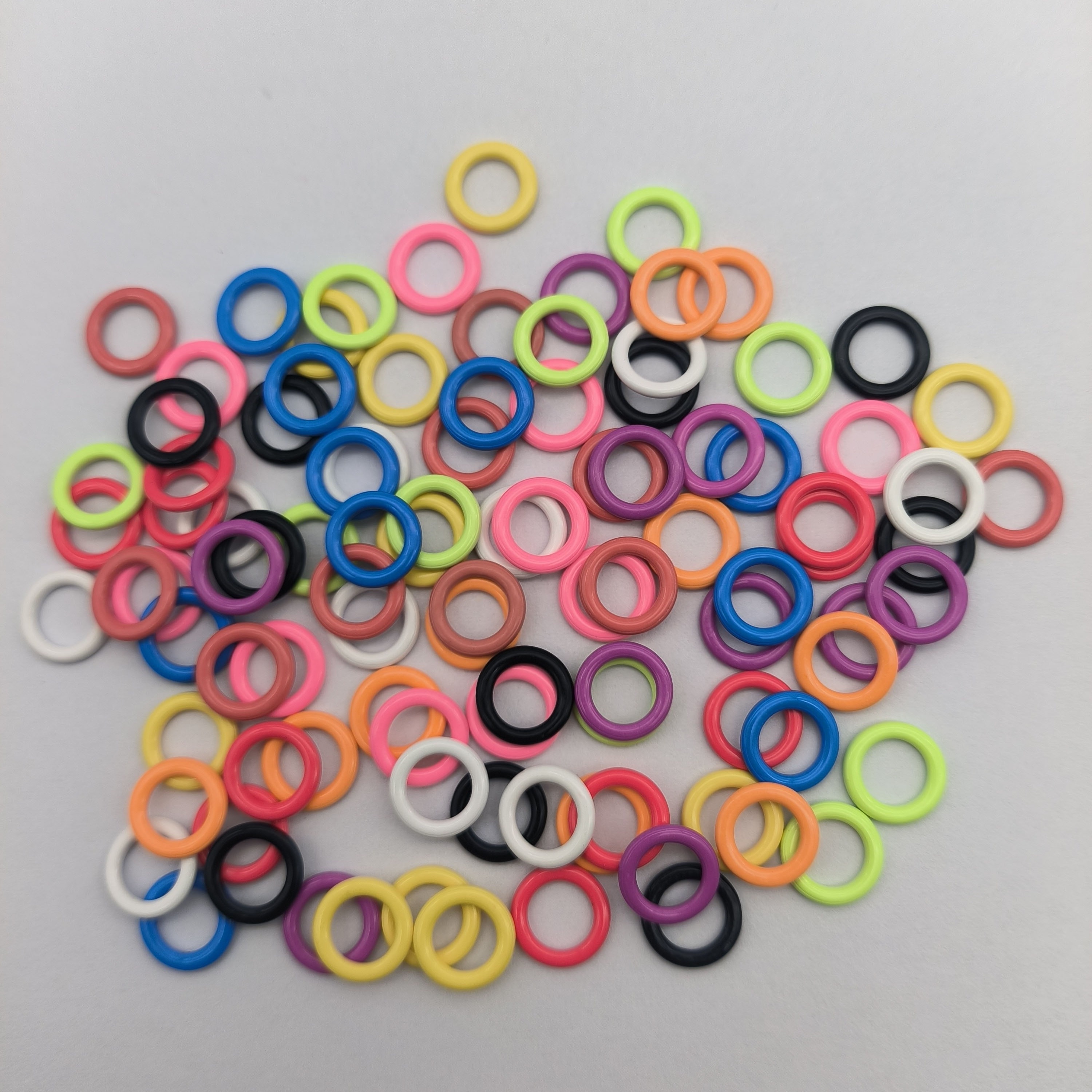 Snag-Free Handmade Magenta Mix Round O Ring Stitch Markers for