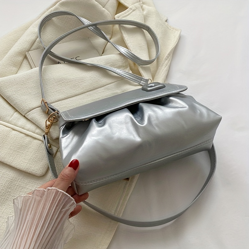 2023 New Fashion Commuter Style Cloud & Pleated Baguette Bag, Versatile  Shoulder & Crossbody Bag