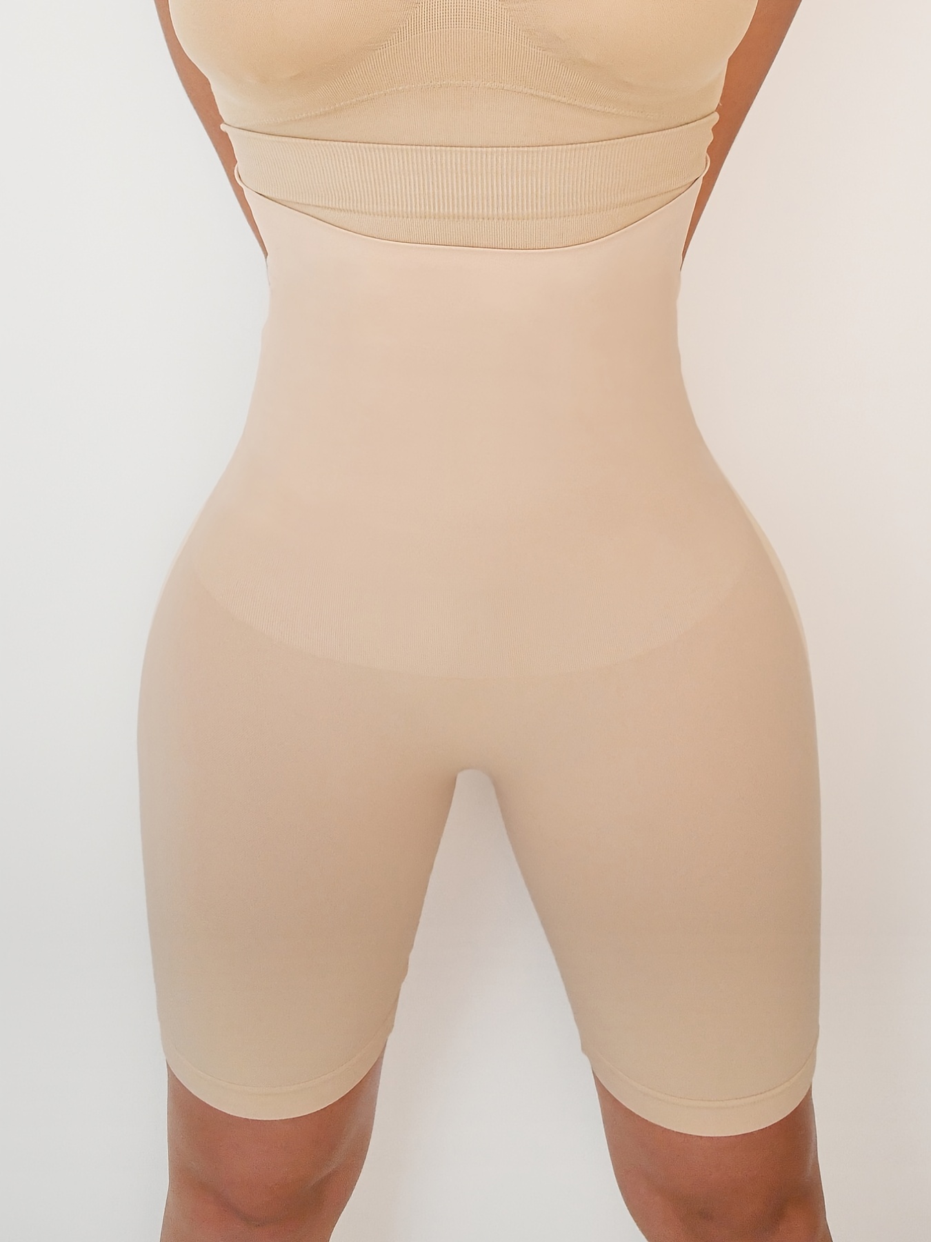 Shapewear & Fajas Colombianas: Truly Invisible Hi-Waist Control Panty Short