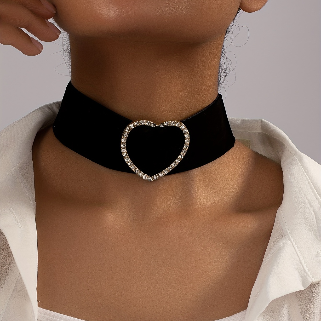 

Vintage Black Velvet Full Crystal Love Short Necklace Neck Chain