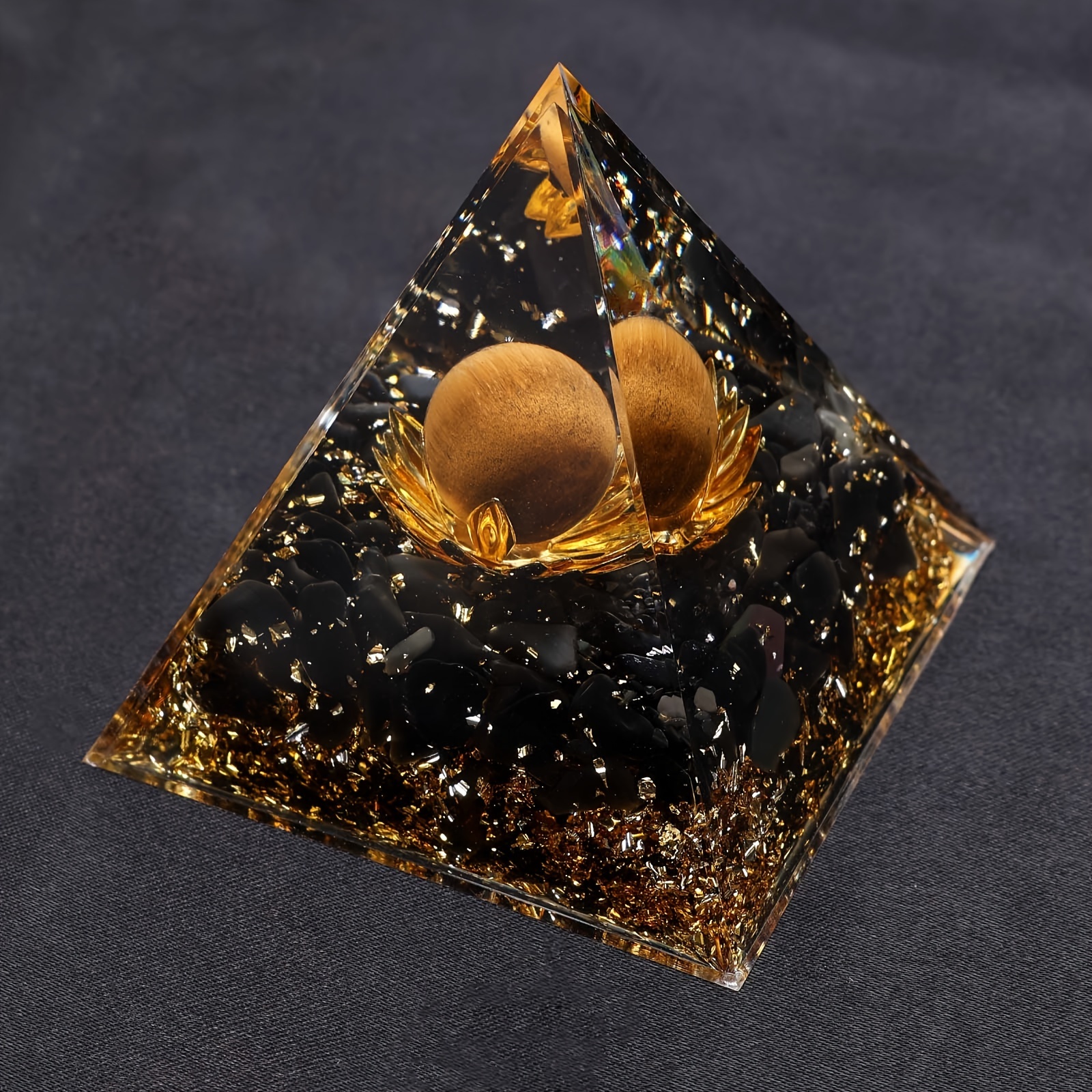 1 Pietra Meditazione Piramide Dellorgano Curativo, Migliora Larredamento  Casa E Bilancia Energia Oggetti Scena Foto Meditazione, Cristalli Piramide  Orgone, Artigianato Cristallo, Meditazione, Energia, Salute, Te, Regali