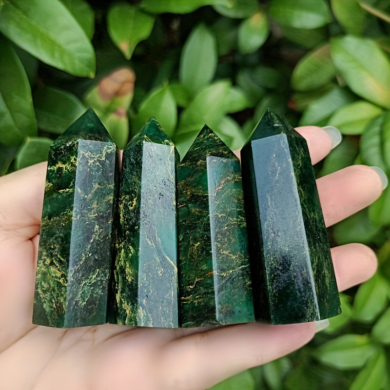 Green Emerald Point Gemstone Crystal Tower Healing Energy Meditation