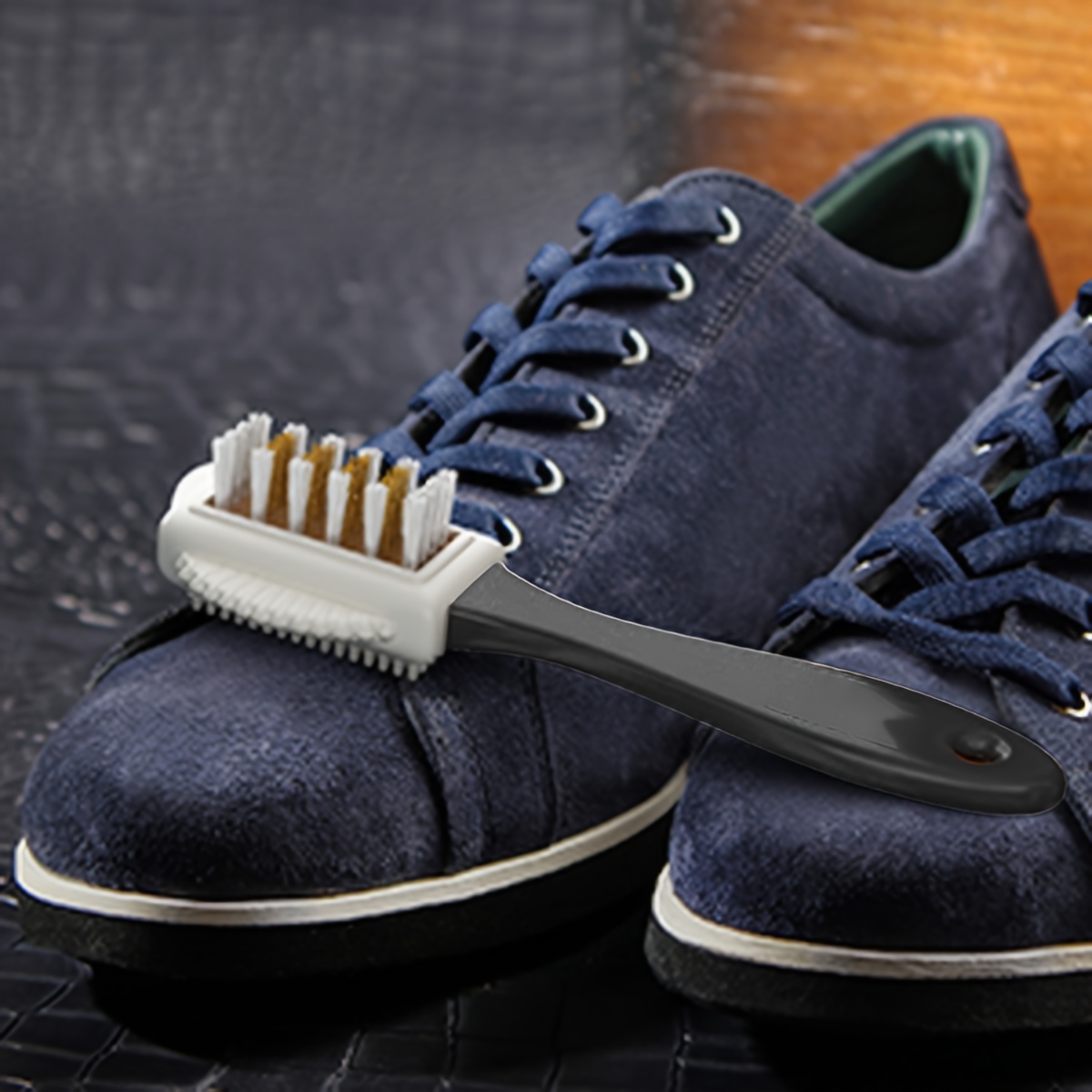 Suede Leather Brush | Nubuck Cleaner