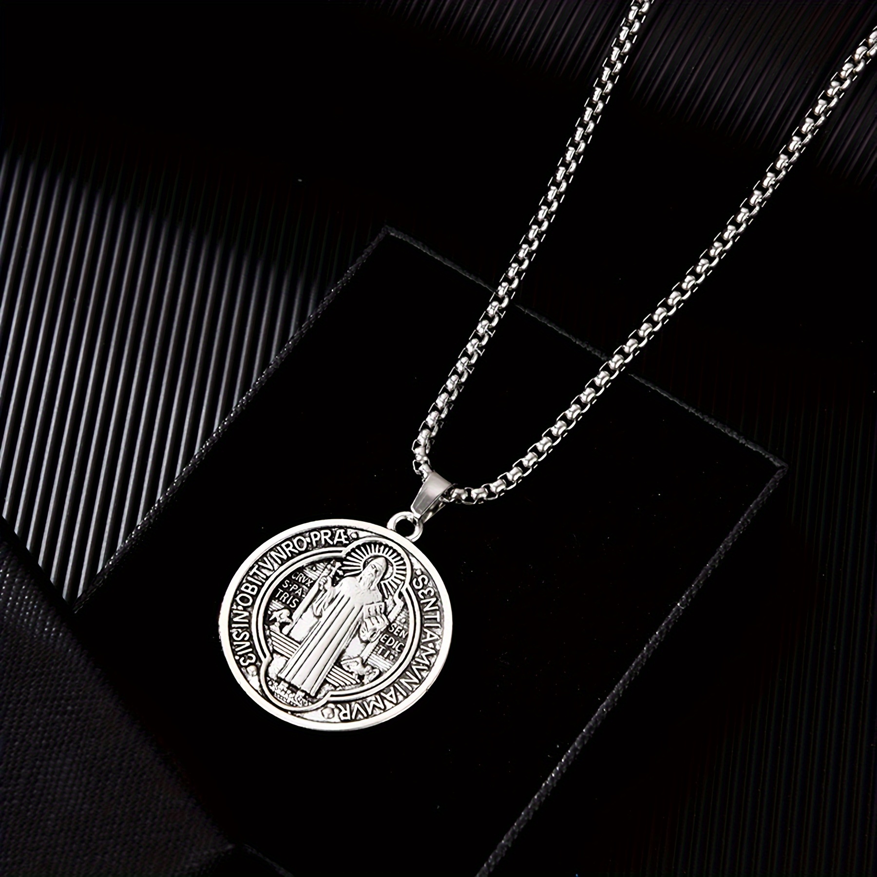 1 Banhado A Prata Masculino Vintage Punk Personalidade Moda Medalha Medalhão Pingente Colar, Corrente De Caixa De Aço Inoxidável, Requintado Masculino Feminino Moda Colar De Graças detalhes 5