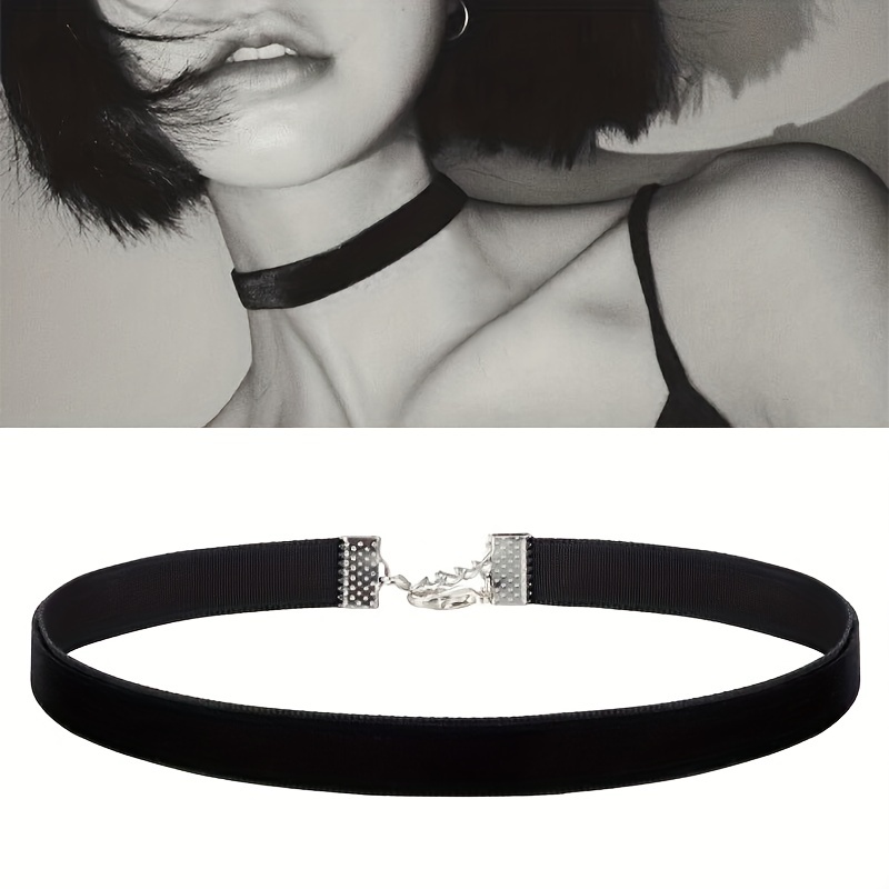 Simplee Sexy hollow out lace black choker necklace Short punk vintage