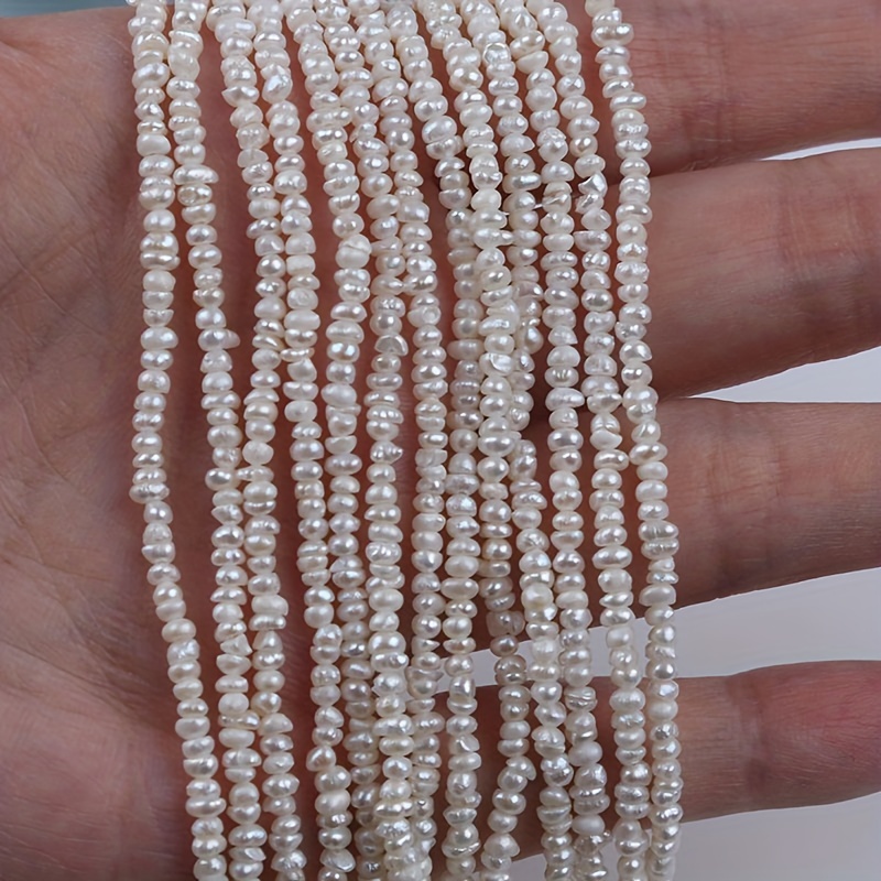 Small pearly bead necklace