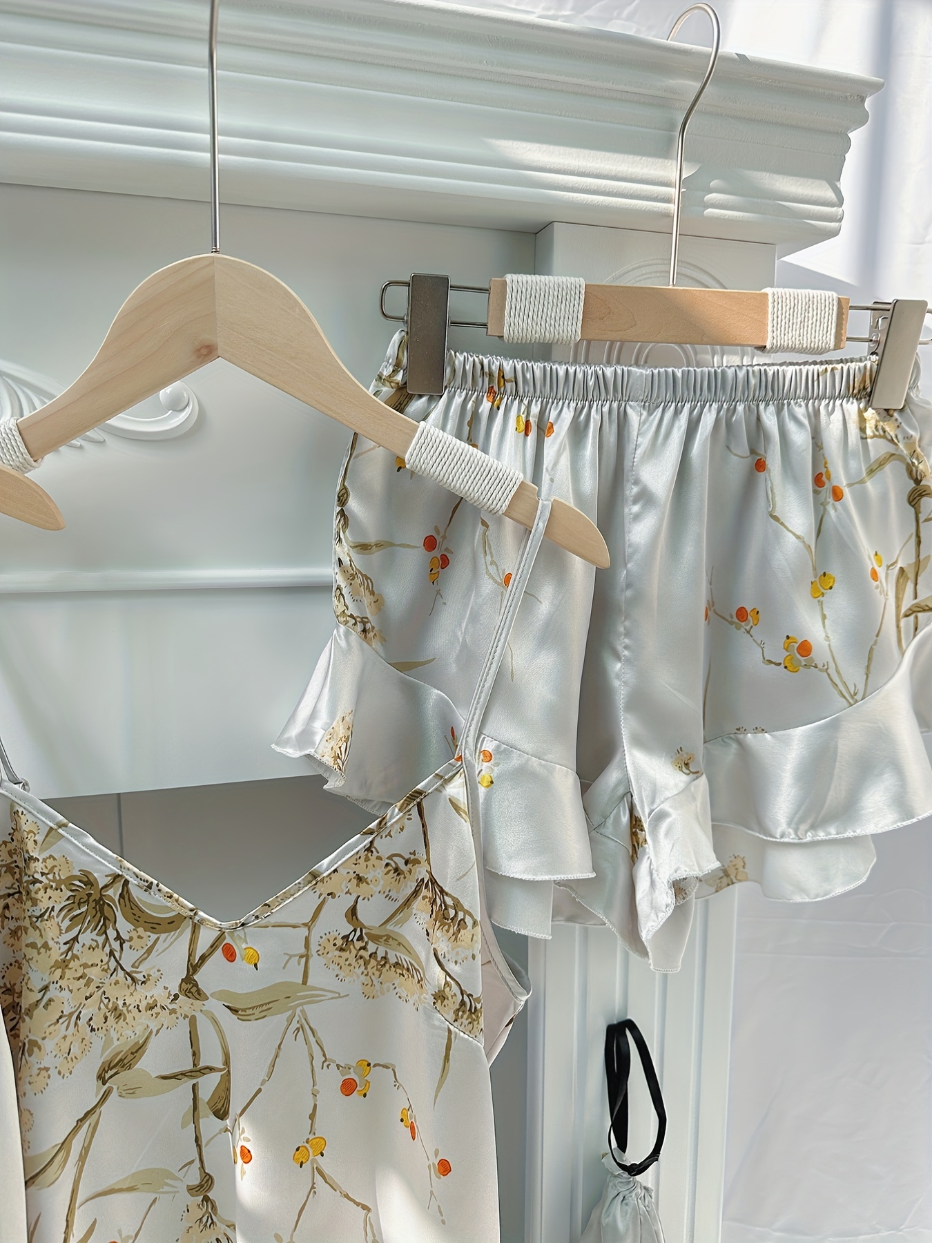 Avamo Mens Fashion Floral Print Stain Silk Pajamas Set Long Sleeve Sleepwear  Shirts and Pants Lounge Bath Homewear Nightwear 