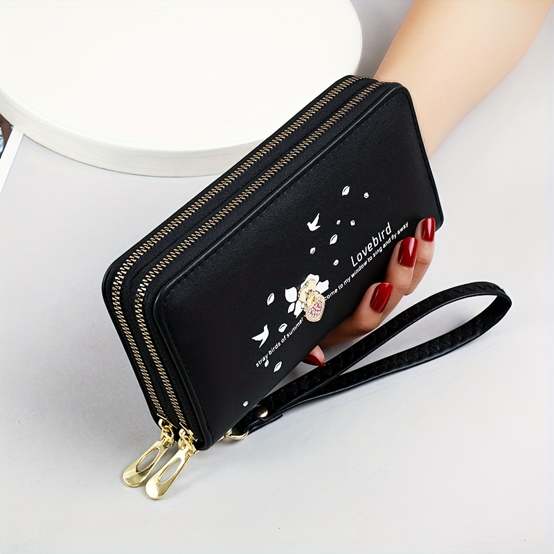 2023 New Long Wallet For Women, Large Capacity Student Phone Bag With Heart Print, Wrist Strap, And Clutch