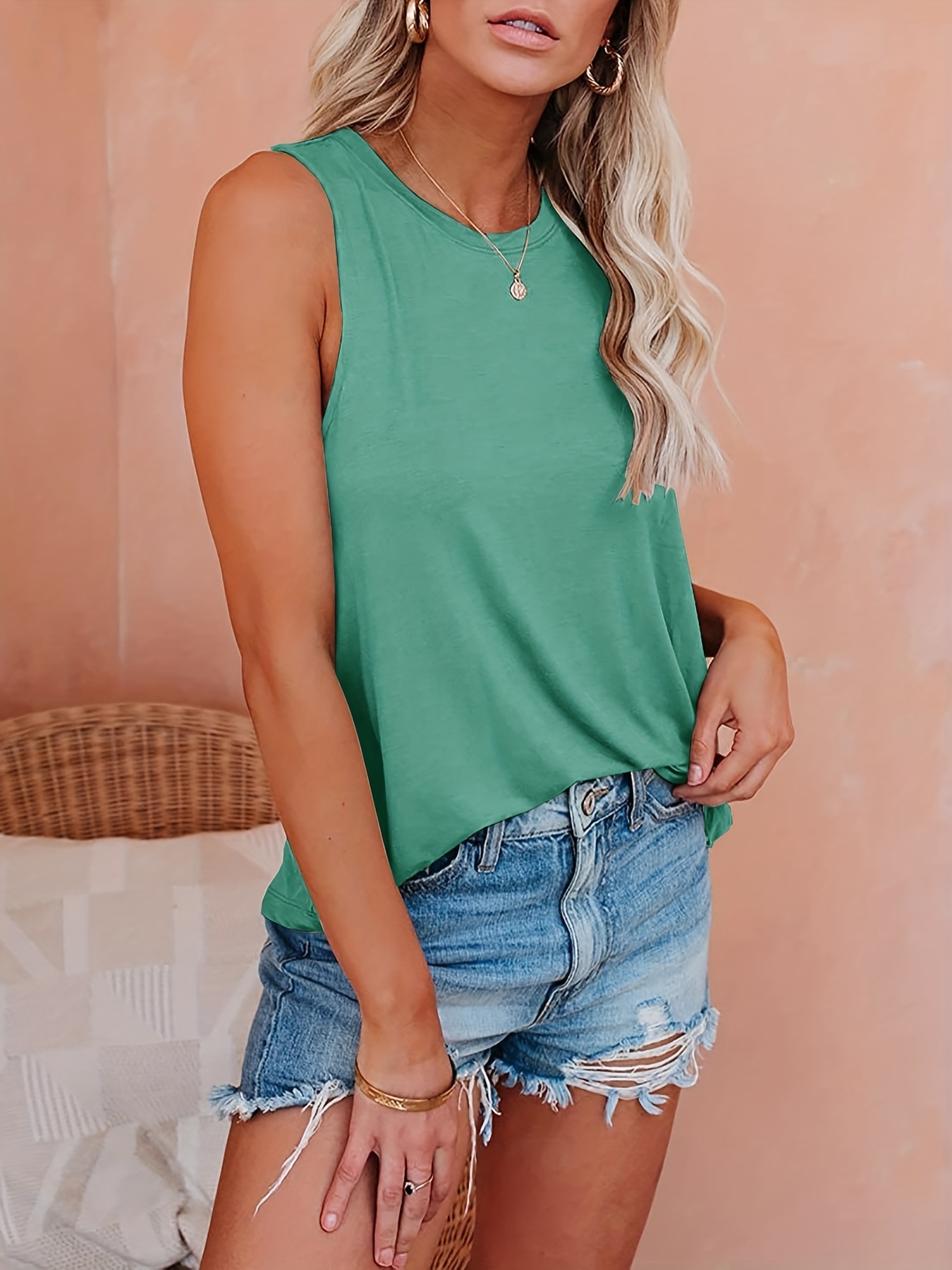 Crewneck Tank Top, Sleeveless Shirt Back Bow Tie Fashionable Breathable  Elegant Green for Outdoor Activity for Women : : Clothing, Shoes 