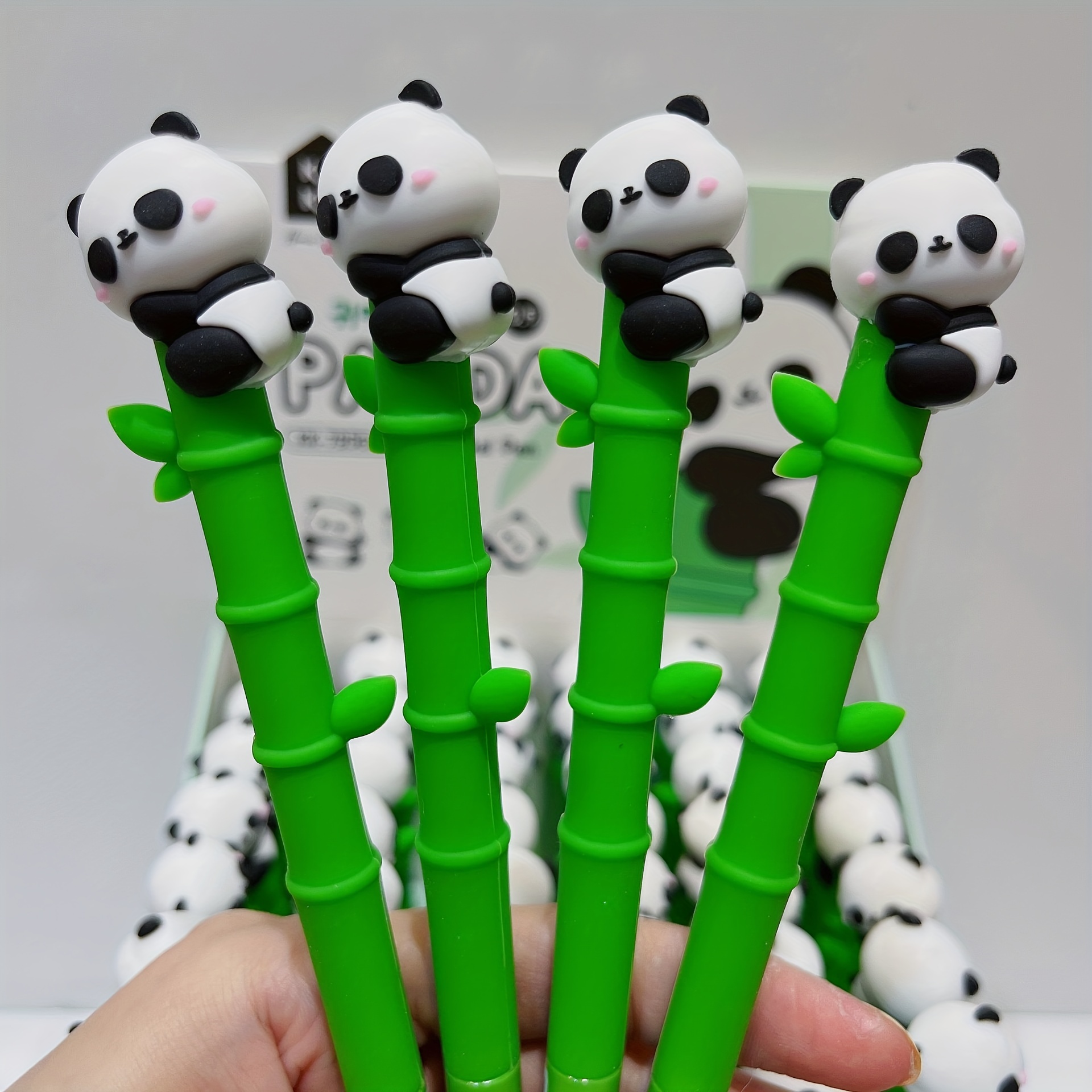 2 pièces Stylo à bille panda dessin animé aléatoire