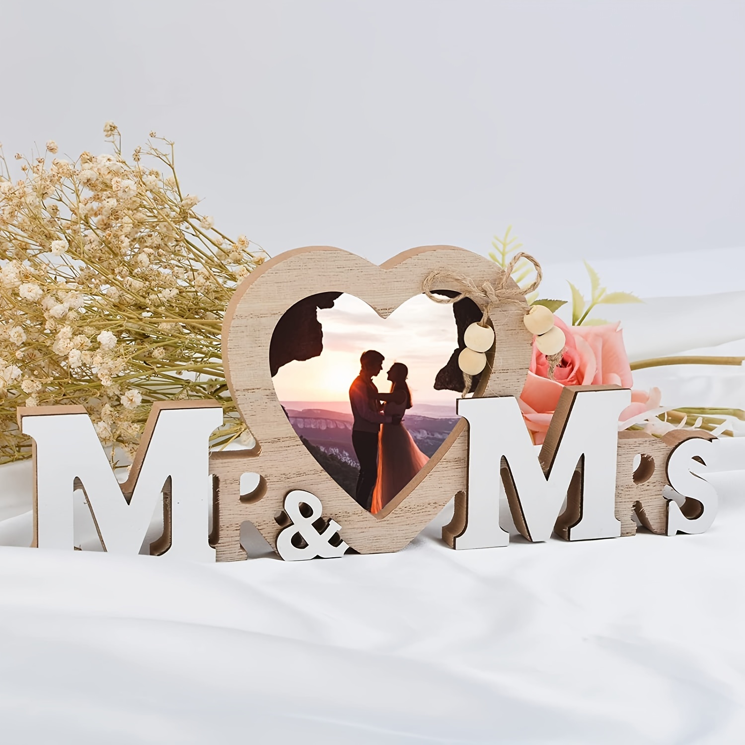 Wedding Gifts for Couples 2023,Rotating Floating Mr and Mrs Picture Frame,4x6 Rustic Picture Frame Cool Wedding Gifts for Couple,Bridal Shower Gifts