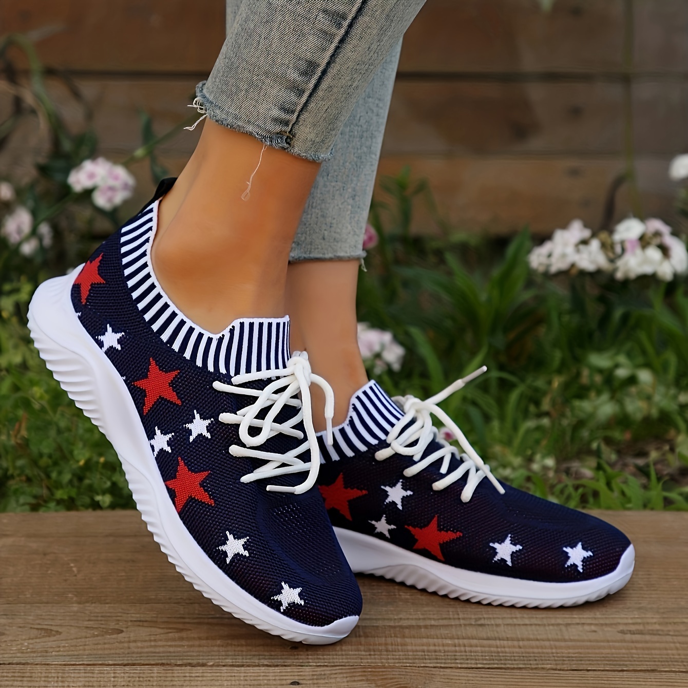 Women s Star Pattern Sneakers Casual Lace Up Running Shoes Breathable Red Flying Woven Shoes