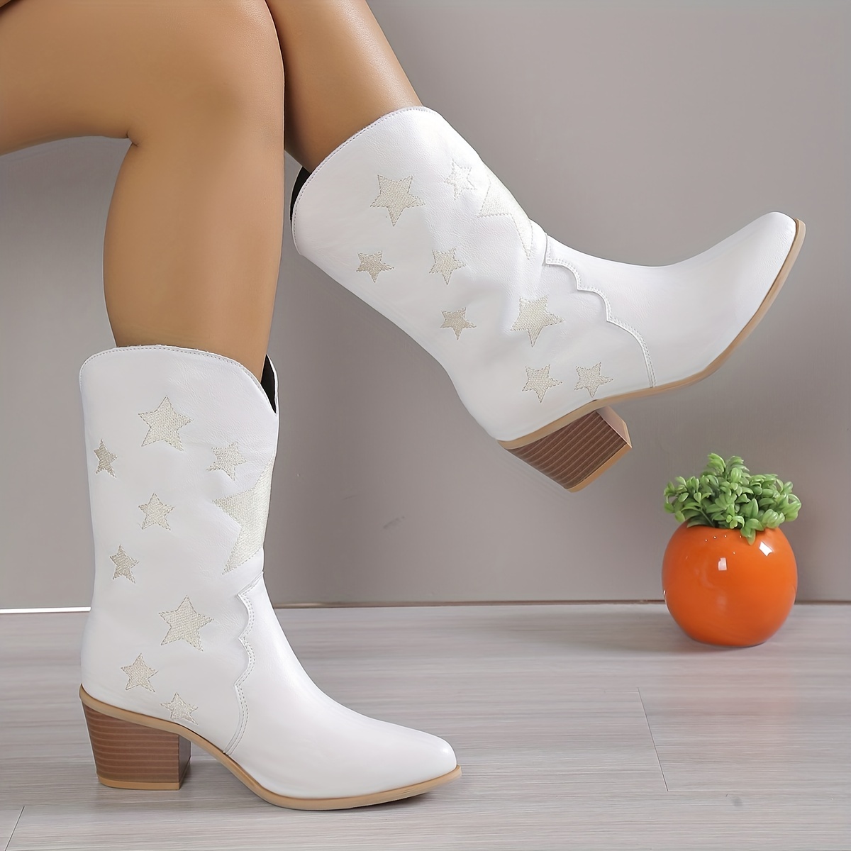 Adorable White Cowgirl Boots - All Shoes
