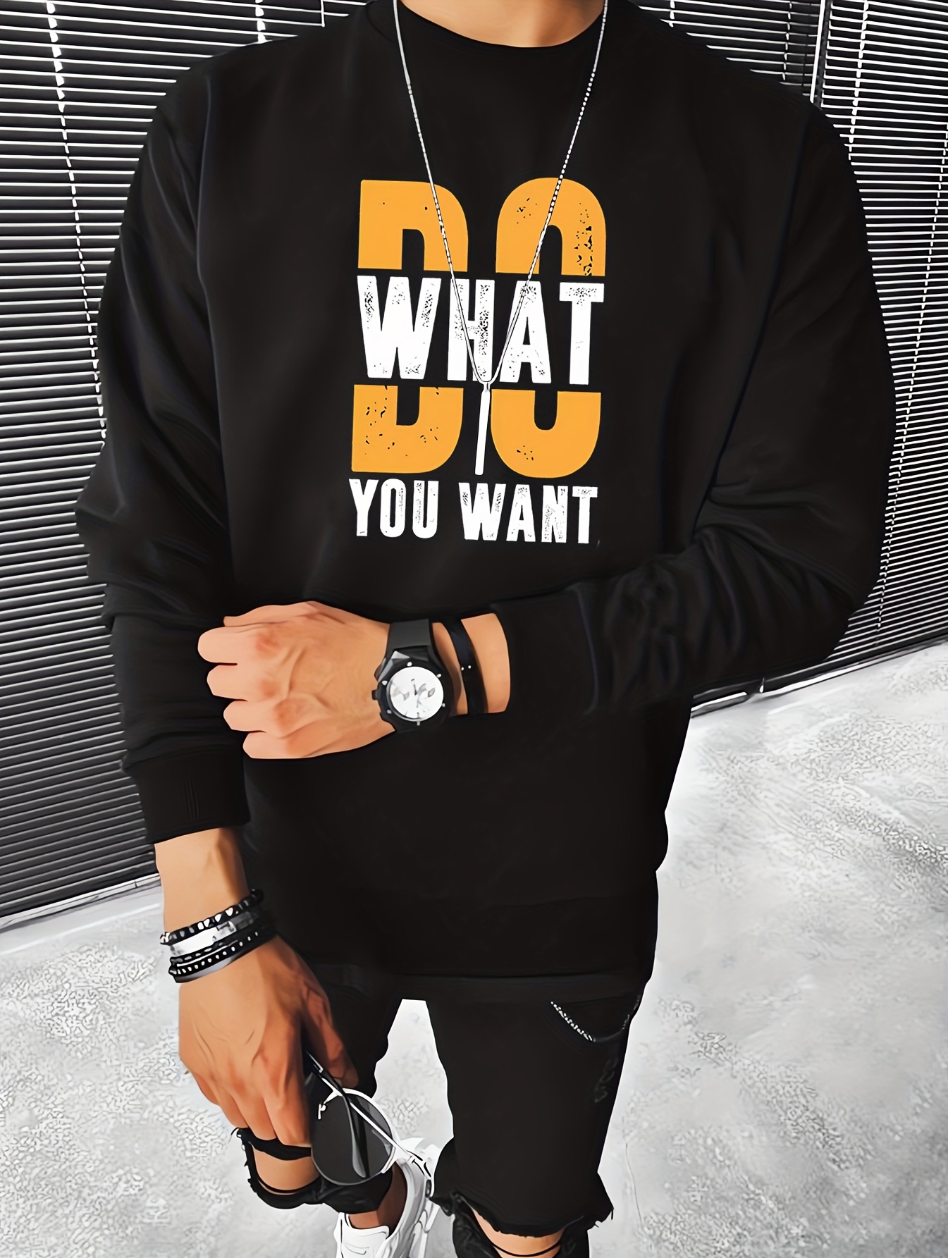 Dont Look Back Letters Print Trendy Fleece Sweatshirt Mens Casual Graphic  Design Slightly Stretch Crew Neck Pullover Sweatshirt For Autumn Winter -  Men's Clothing - Temu Bahrain