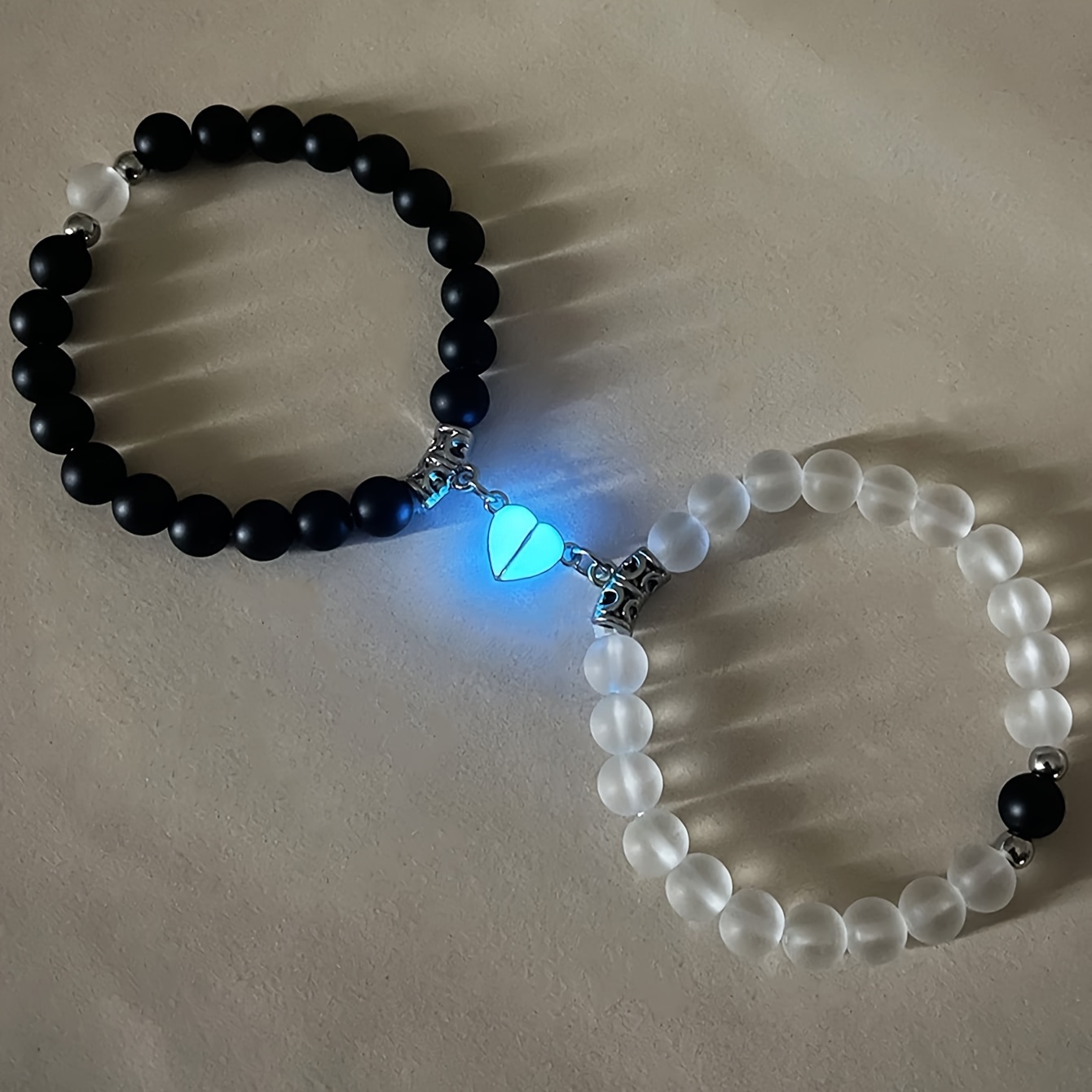 

2pcs/set Luminous Heart Beads Bracelet For Lovers, Natural Stone Heart Magnetic Couple Bracelet, Friendship Fashion Jewelry Gift For Men Women