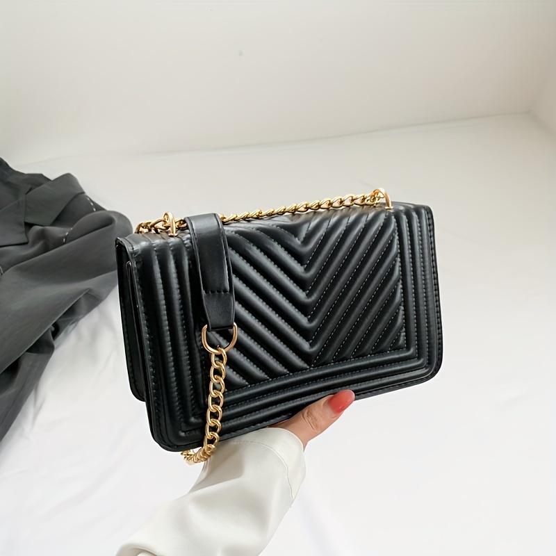 CHANEL Chevron Quilted Leather Bag Crossbody Shoulder Black