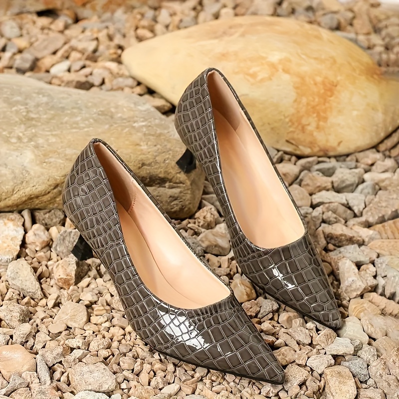 Taupe dress outlet shoes low heel