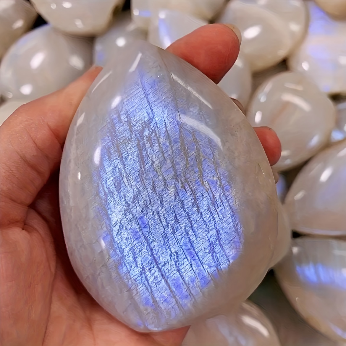 Natural Moonstone Flame Crystal Light Flash Decoration Labradorite Crystal
