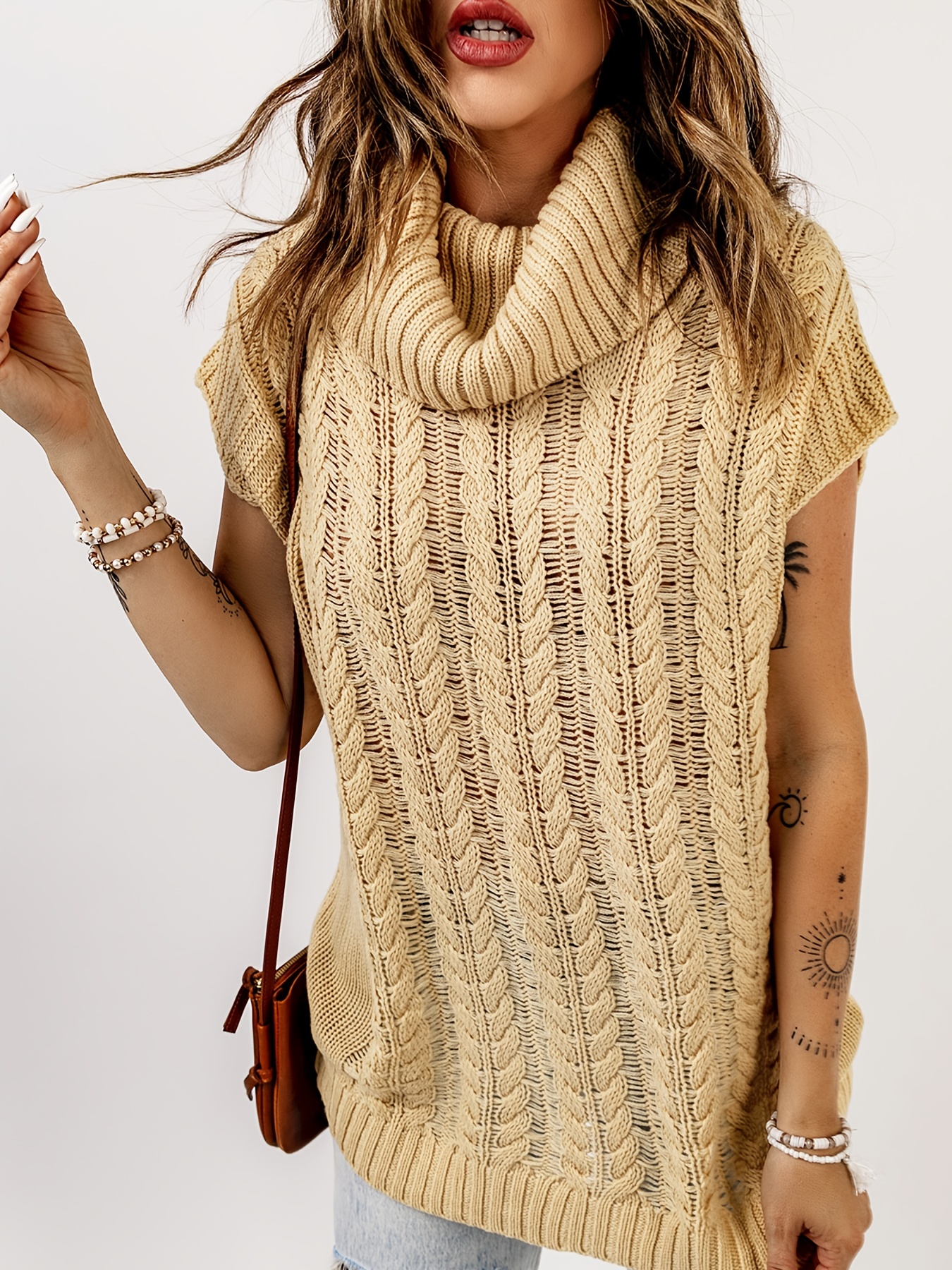 Knitted braided sweater - Women