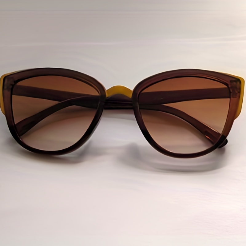 Classic Leopard Cat Eye Sunglasses for Women, Gradient Vintage Eyewear